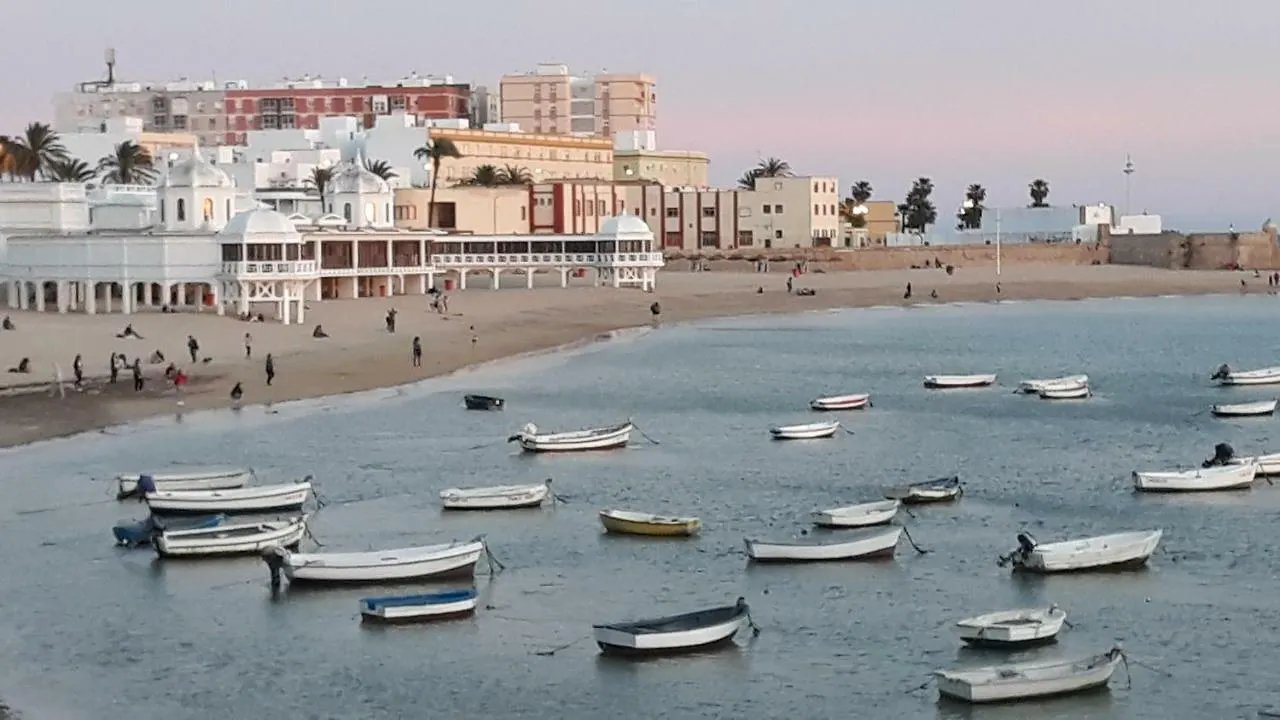 El Rincon Del Tio De La Tiza Daire Cadiz 0*,  İspanya